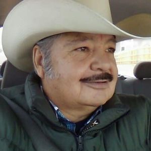 Meet your Posher, Raul